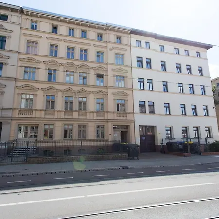 Fullhouse - Halle - T28 - Wolf * Halle (Saale)